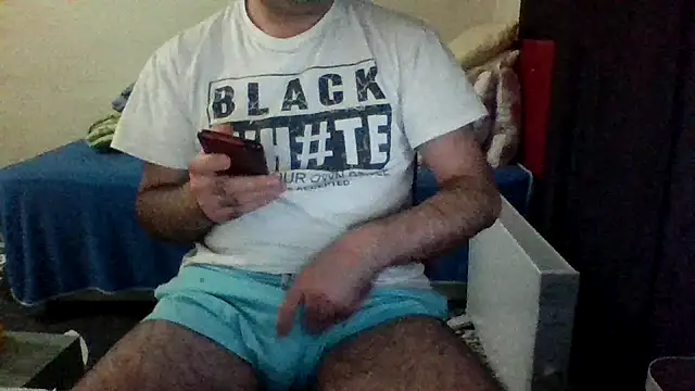 st206boy online show from 11/25/25, 12:33