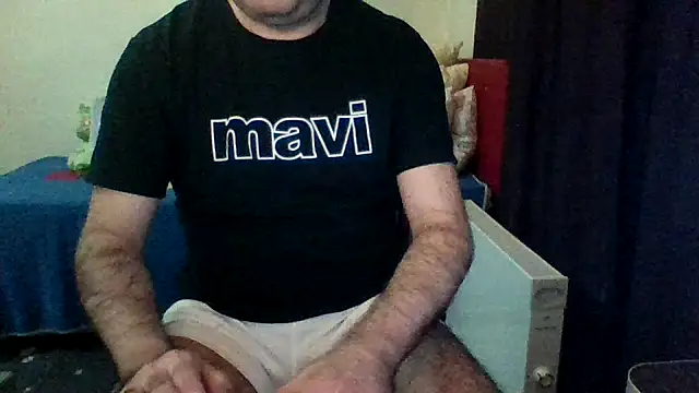 Snapshot of st206boy chatting on 02/01/26, 01:37 st206boy online show from 02/01/26, 01:37