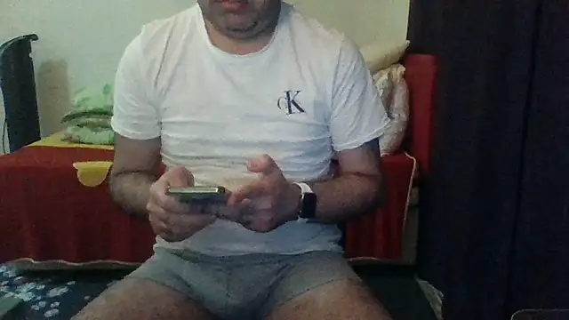 Snapshot of st206boy chatting on 06/14/26, 11:39 st206boy online show from 06/14/26, 11:39