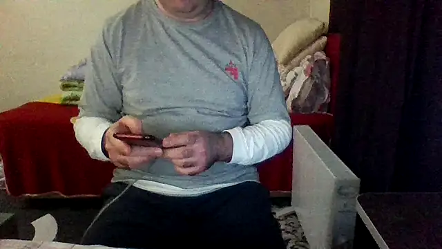 st206boy online show from 11/17/25, 01:53