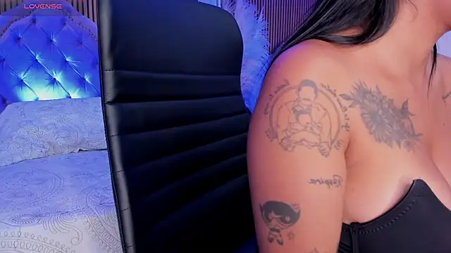 SelenaStonne online show from 02/08/26, 07:55