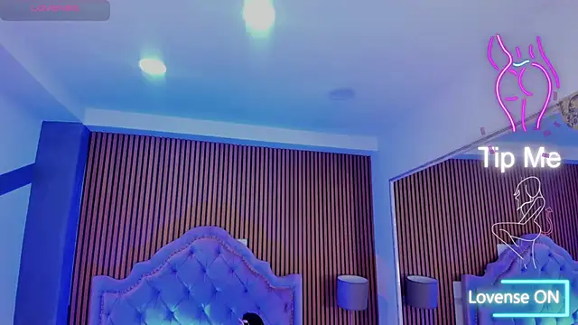 SelenaStonne online show from 10/05/25, 08:10