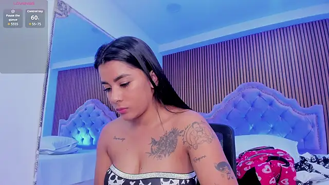 SelenaStonne online show from 11/25/25, 07:47