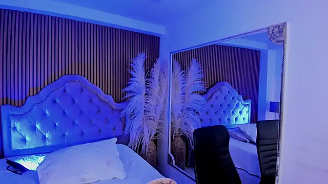 SelenaStonne online show from 02/19/26, 07:55