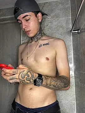 samm4044 online show from 10/24/25, 03:38