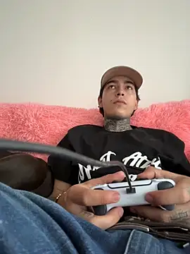 samm4044 online show from 03/28/26, 09:27