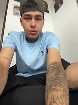 samm4044 online show from 04/05/26, 04:35