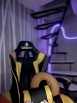 victoria amatista  online show from 03/05/26, 11:07