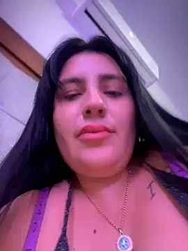Snapshot of victoria_amatista_ chatting on 06/19/26, 07:36 victoria amatista online show from 06/19/26, 07:36