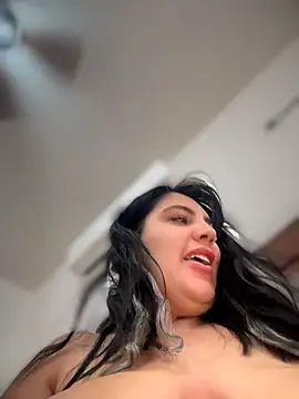 victoria amatista  online show from 05/10/26, 03:03
