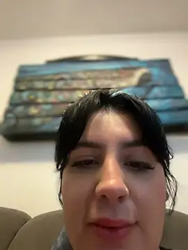 Snapshot of victoria_amatista_ chatting on 07/16/26, 04:26 victoria amatista online show from 07/16/26, 04:26