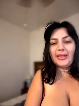 victoria amatista  online show from 05/02/26, 01:05