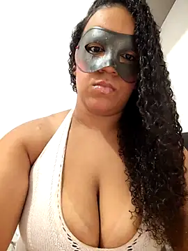 jadeamourim   online show from 10/19/25, 06:54