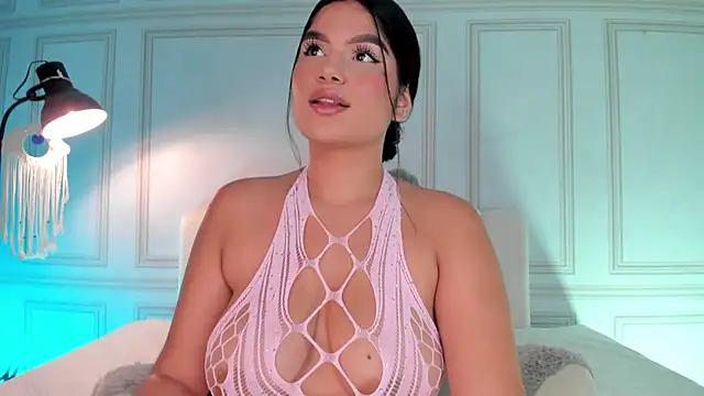 Snapshot of Kendall_Jonss1 chatting on 11/03/25, 10:41 Kendall Jonss1 online show from 11/03/25, 10:41