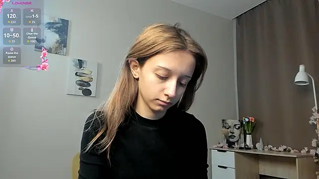 TaiteFairfield online show from 02/16/26, 07:29