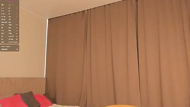 TaiteFairfield online show from 03/27/26, 07:28