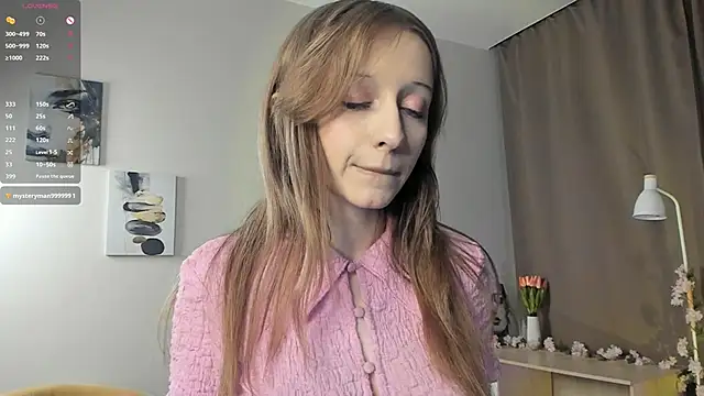 TaiteFairfield online show from 02/22/26, 07:59