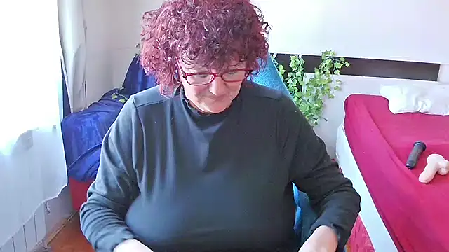 -Curvy- online show from 12/01/25, 09:32