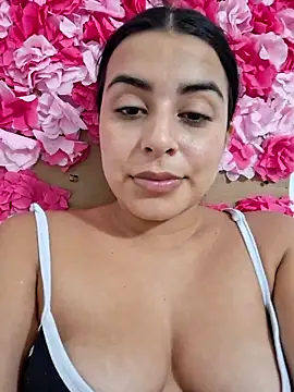 channell0 online show from 10/31/25, 06:32