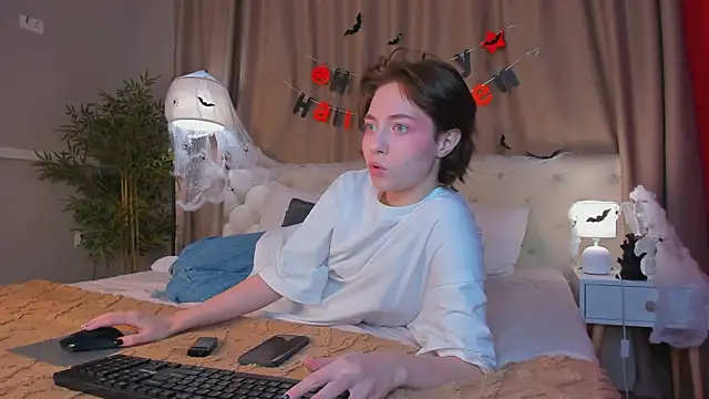 Skelerata online show from 10/25/25, 01:16