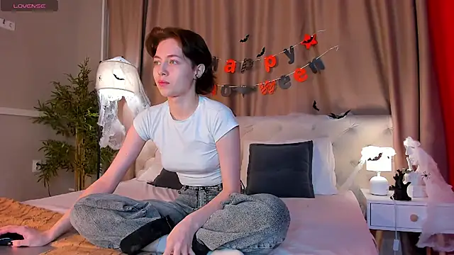 Skelerata online show from 10/26/25, 01:06