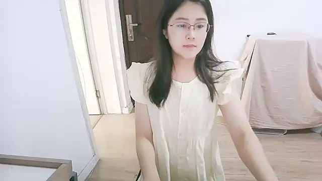 Snapshot of 98bunny chatting on 06/26/26, 02:39 98bunny online show from 06/26/26, 02:39