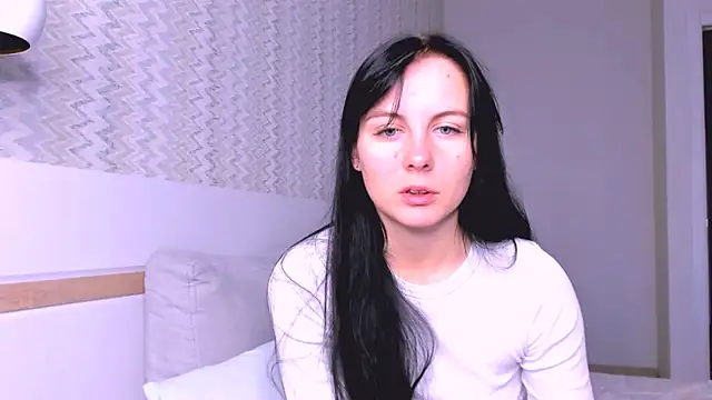 Elle Pearl  online show from 12/23/25, 07:29