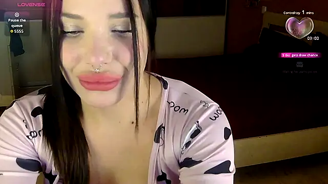 Cassie Pinkkk online show from 10/09/25, 04:40