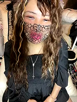 Snapshot of xoxLILxMELOxox chatting on 10/12/25, 03:46 xoxLILxMELOxox online show from 10/12/25, 03:46