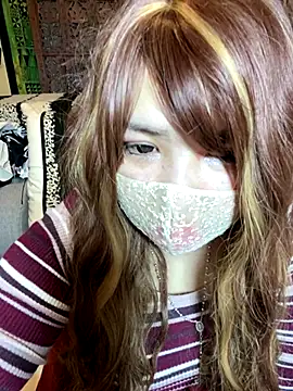 Snapshot of xoxLILxMELOxox chatting on 10/20/25, 03:12 xoxLILxMELOxox online show from 10/20/25, 03:12
