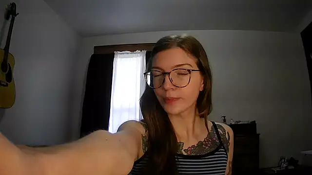 Snapshot of janey_66 chatting on 04/07/26, 01:57 janey 66 online show from 04/07/26, 01:57