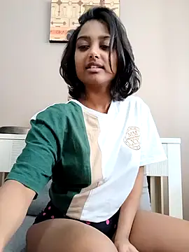 littlemissdevil69 online show from 11/13/25, 07:01