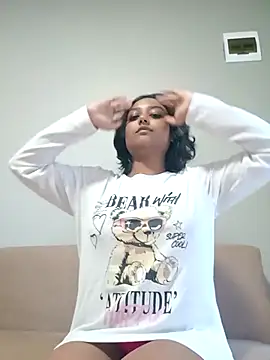 littlemissdevil69 online show from 09/25/25, 02:56