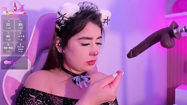 Snapshot of Amara_melodi chatting on 06/18/26, 11:48 Amara melodi online show from 06/18/26, 11:48