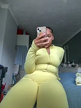 Regina69slut online show from 05/06/26, 03:27