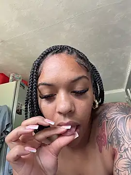 Regina69slut online show from 05/30/26, 10:43