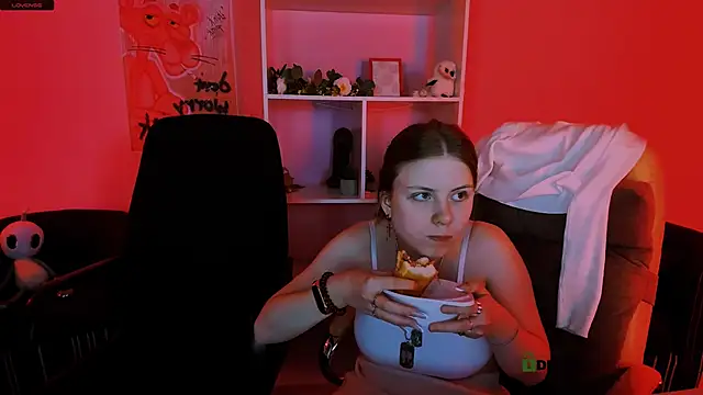 foxy tease  online show from 09/18/25, 12:35