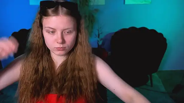 foxy tease  online show from 11/13/25, 10:19