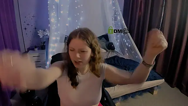 foxy tease  online show from 10/26/25, 11:27