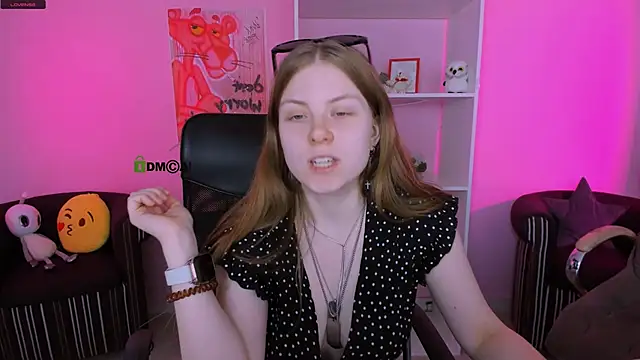 foxy tease  online show from 09/28/25, 06:59