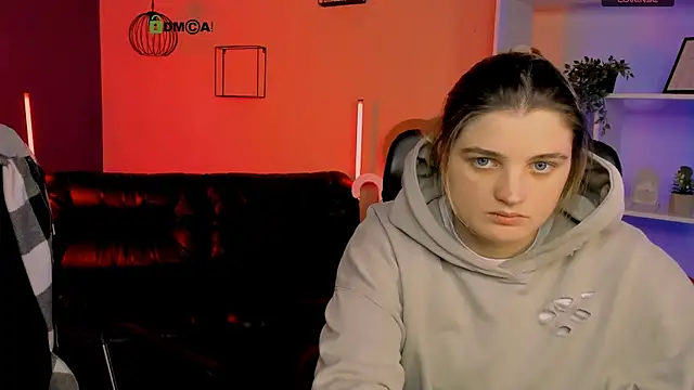 foxy tease  online show from 12/18/25, 08:01