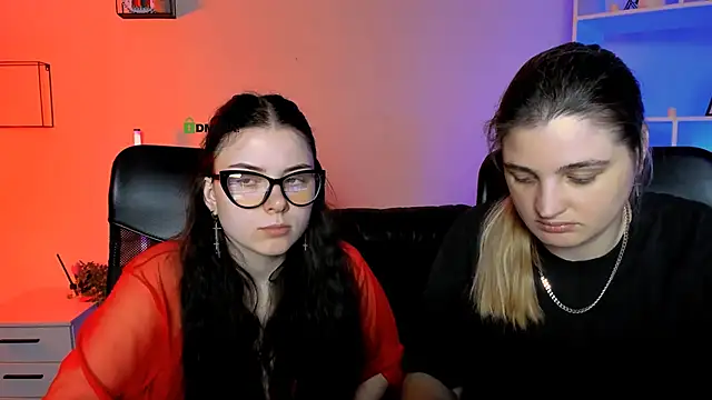 foxy tease  online show from 12/14/25, 08:14