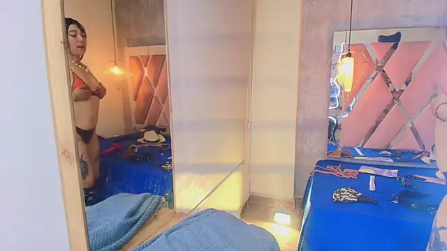 Soleil 66 online show from 10/31/25, 03:58