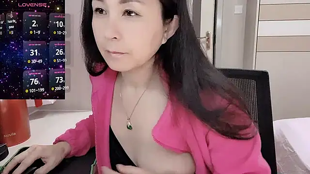 JackieBell online show from 11/04/25, 10:57