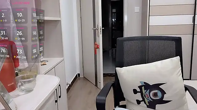 JackieBell online show from 12/18/25, 11:52