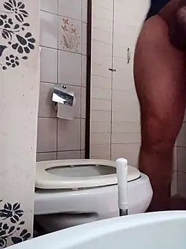 juanpa8453 online show from 11/18/25, 04:21