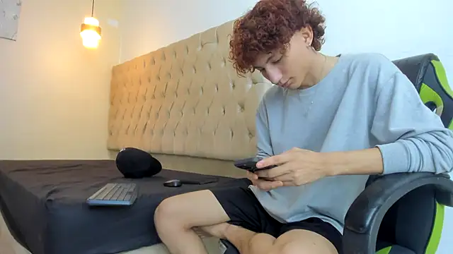 Darkknightx01 online show from 10/21/25, 02:11