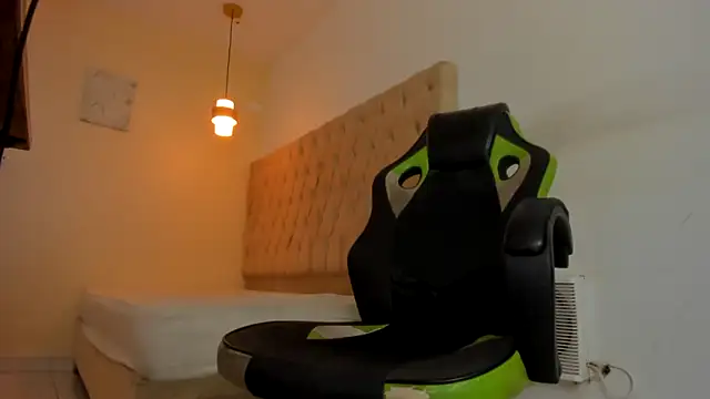 Darkknightx01 online show from 12/03/25, 01:50