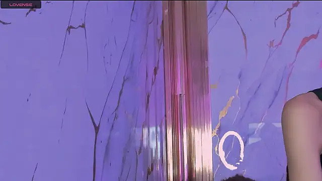 Snapshot of eimy_skinny_ chatting on 02/08/26, 12:14 eimy skinny online show from 02/08/26, 12:14