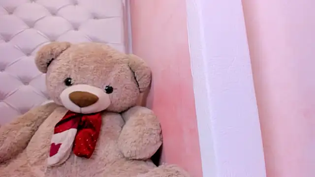 eimy skinny  online show from 03/27/26, 01:45